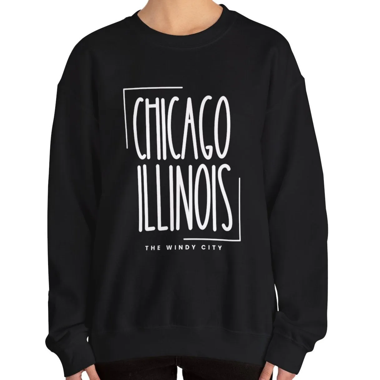 Chicago Illinois Essence: Women's Sweatshirt for Urban Style and Cozy Comfort