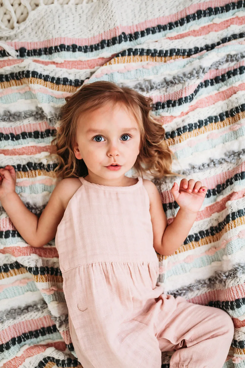 City Mouse Muslin Lace Back Romper - Peach Blossom