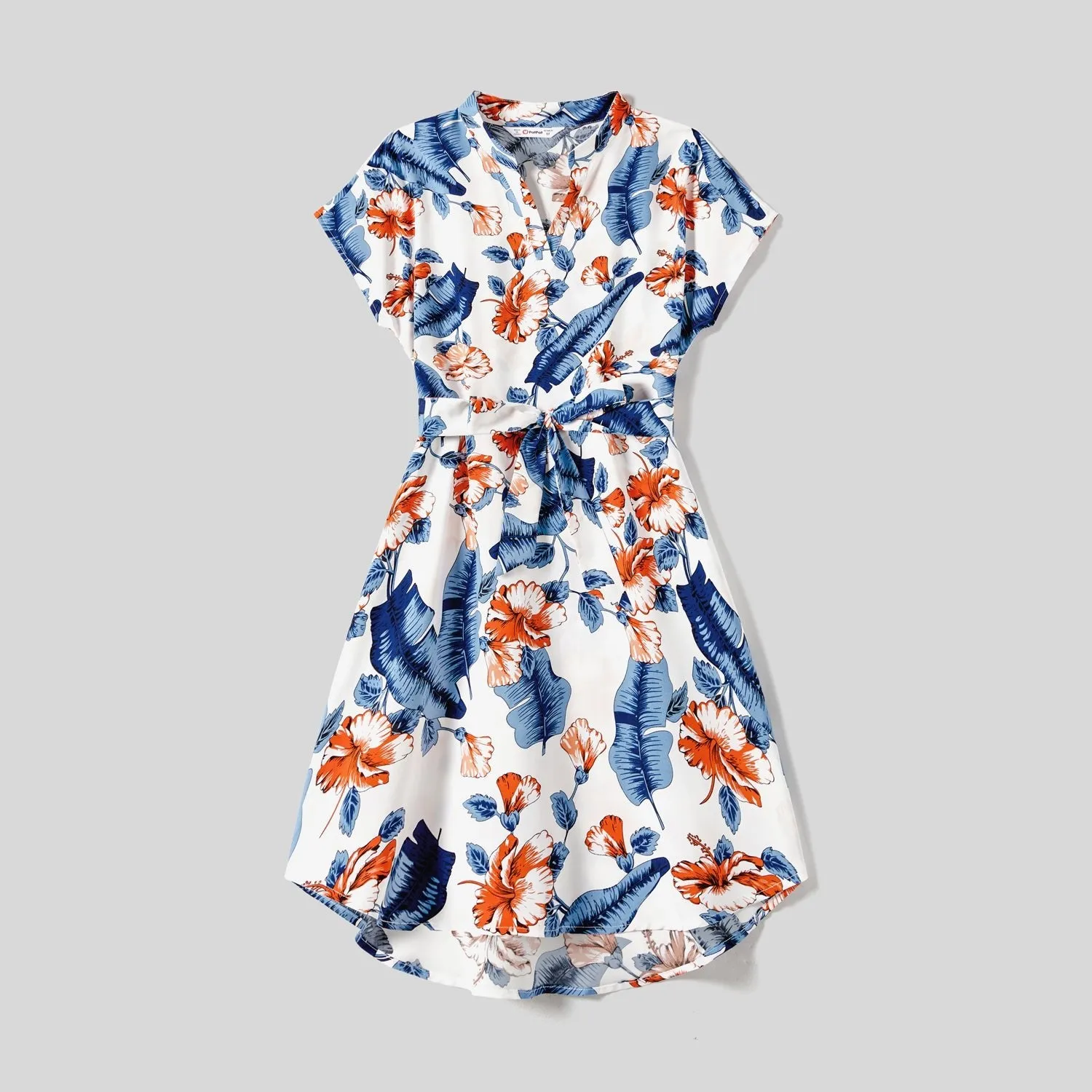 Family Matching Allover Floral Print Notched Neckline Belted Dresses and Cotton Colorblock Short-sleeve T-shirts Sets