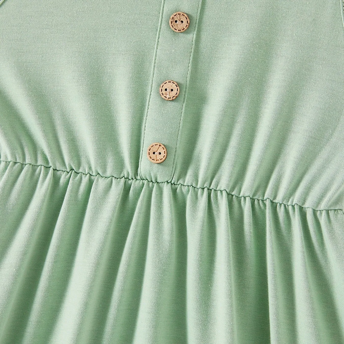 Family Matching Solid Tiered Tank Dresses and Short-sleeve Colorblock T-shirts Sets