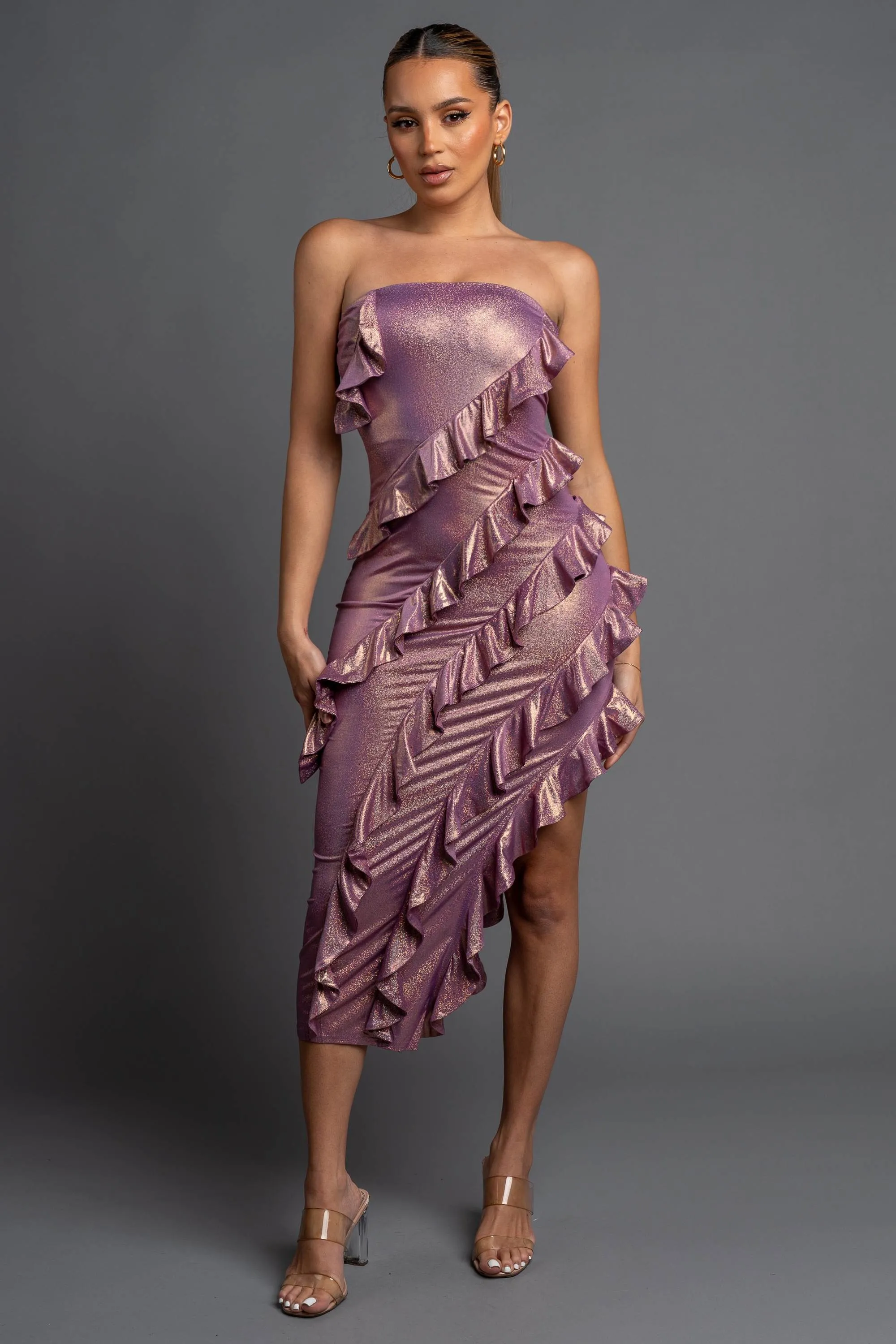 FOILED METALLIC RUFFLED TIERED SLITTED MIDI DRESS