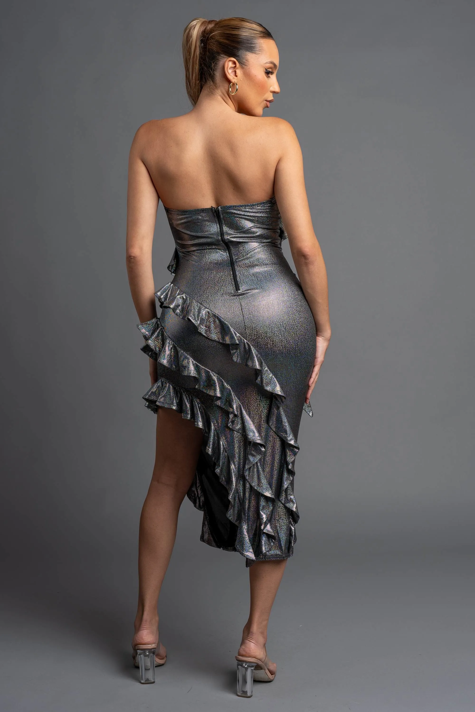 FOILED METALLIC RUFFLED TIERED SLITTED MIDI DRESS
