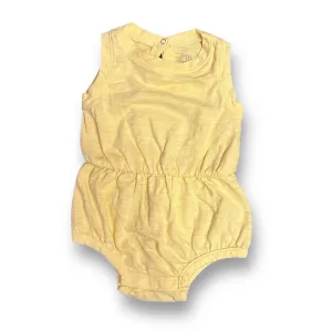 Girls Gap Size 3-6 Months Pale Yellow Snap Bottom Romper