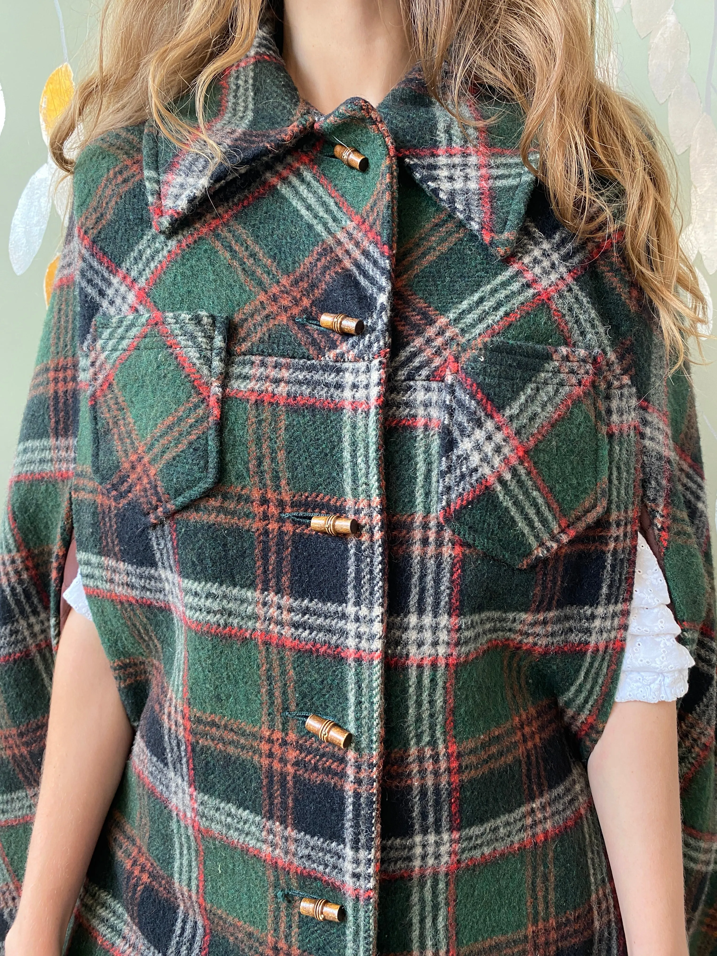 Vintage 1970s Green & Red Plaid Wool Cape