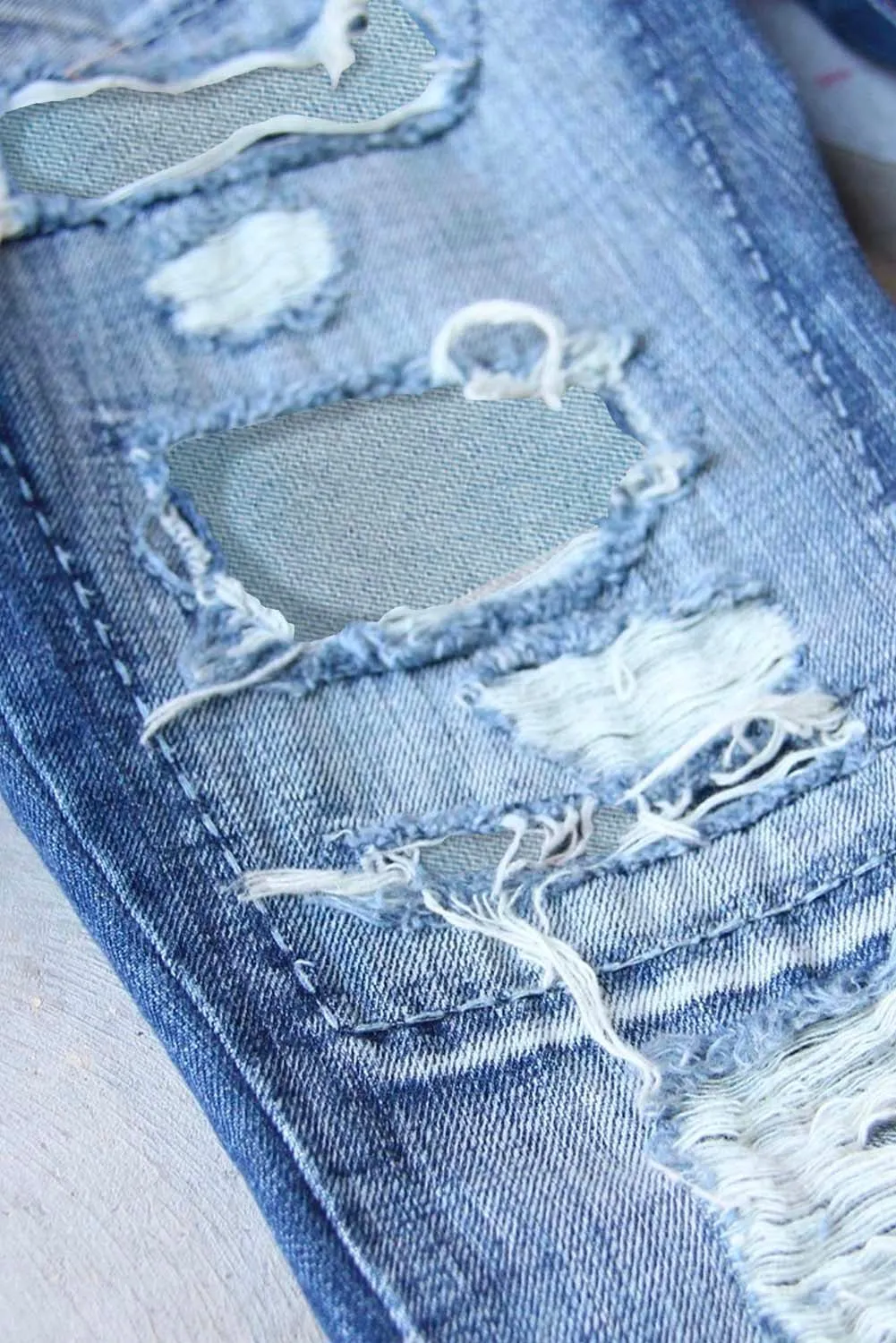 Womens Ripped Boyfriend Jeans Distressed Buttoned Pockets Jeans
